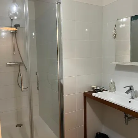Apartman De 1 *